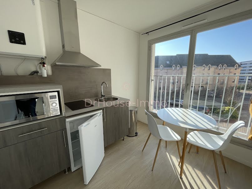 Location meublée appartement 1 pièce 16 m² à Rouen (76000), 410 €