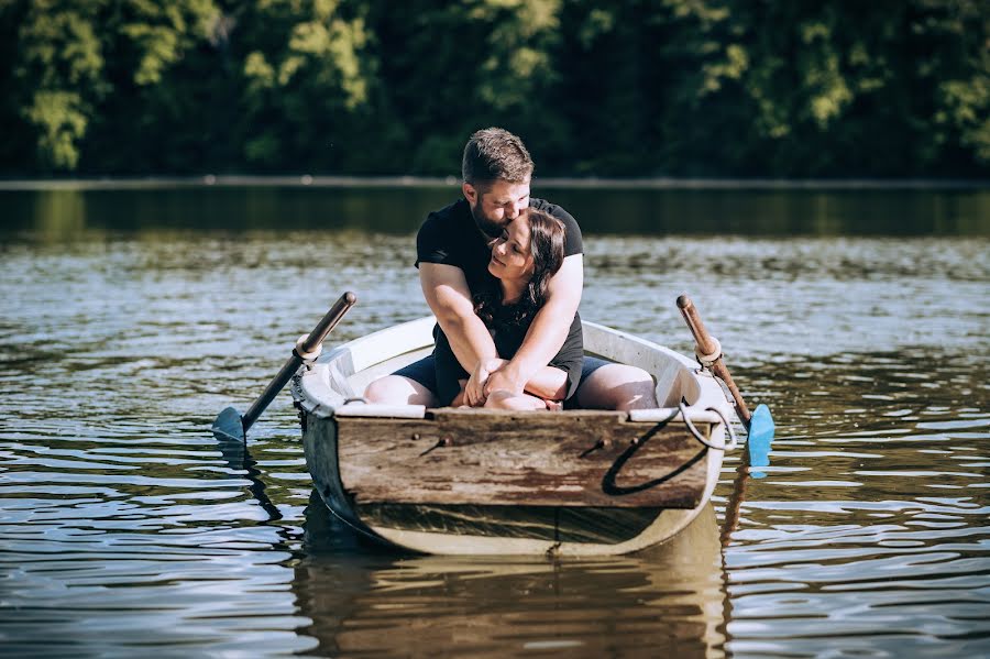 Vestuvių fotografas Barbora Chmelařová (fotobarbora). Nuotrauka 2022 spalio 6