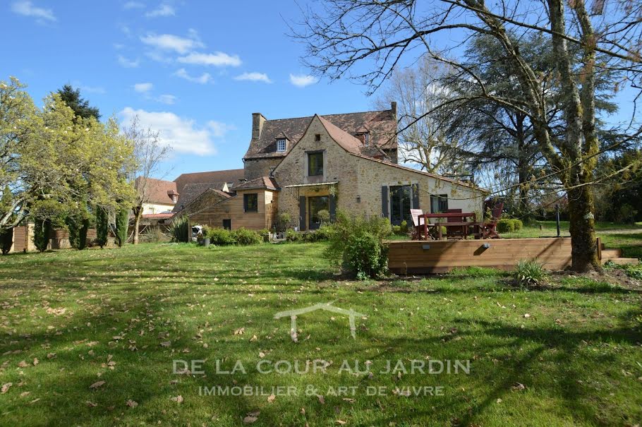 Vente maison 6 pièces  à Sarlat-la-caneda (24200), 620 000 €