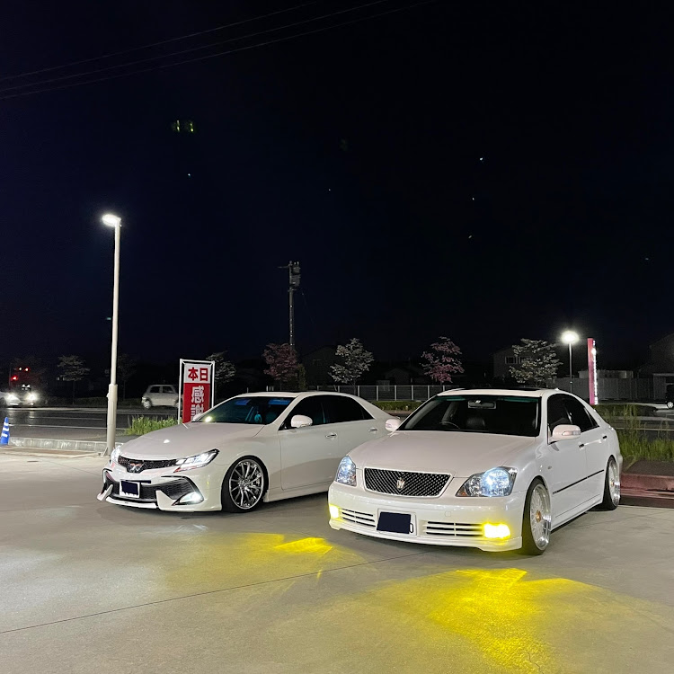 クラウンアスリートのJun Style・低そうで低くない少し低い車・いや、低く無い😵・洗車・ローリングショット撮影参加者募集に関するカスタム事例の投稿画像1枚目