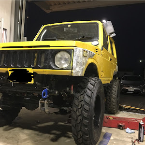 ジムニー JA11V