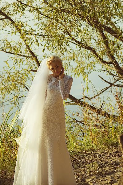 Esküvői fotós Ekaterina Kvashnina-Khozyaenko (hozyaenko). Készítés ideje: 2015 december 10.