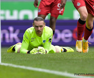 'KRC Genk wil in eigen competitie vervanger voor doelman Maarten Vandevoordt halen en mikt op een oude bekende'