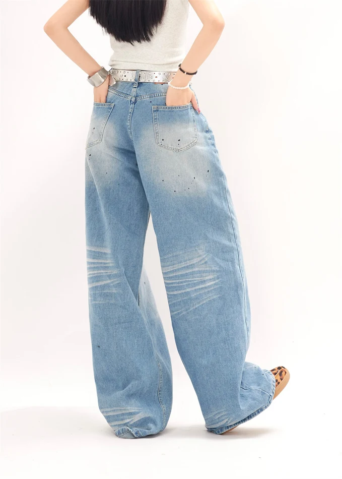 Gradient losse jeans met wijde pijpen voor heren en dames. Comfortabele en trendy jeans met een opvallende look voor een casual en stijlvolle outfit.