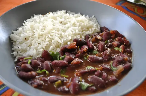 Rajma+Jeera Rice+2 Butter Naan