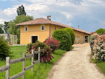 propriété à Chavannes-sur-Reyssouze (01)