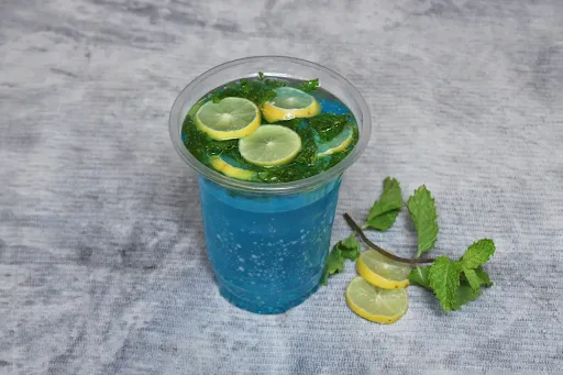 Blue Curacao Mojito