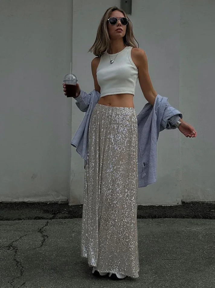 Damesmode Casual Simpele Rok met Pailletten. Een stijlvolle rok met een subtiele glans, perfect voor een casual en modieuze look.