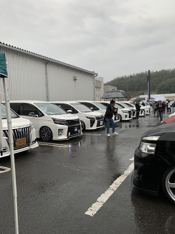 ヴォクシーのZTA九州支部・オフ会・無加工スマホ撮りに関するカスタム事例の投稿画像3枚目