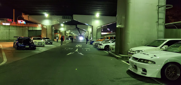 スカイライン GT-RのBNR32・BCNR33・bnr34・NISMO・オフ会に関するカスタム事例の投稿画像10枚目