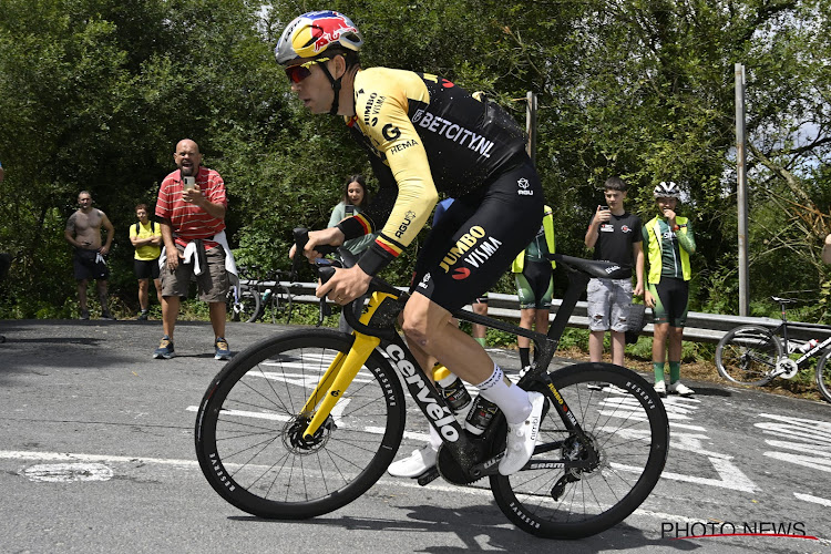 Opvallend: Wout van Aert krijgt excuses in de Tour de France: "Het was heel stom van mij, het spijt me echt"