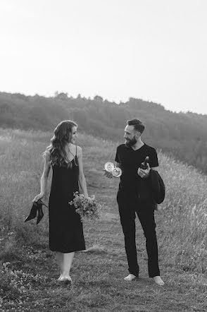 Fotógrafo de casamento Lyubov Volkova (liubavolkova). Foto de 19 de junho 2022