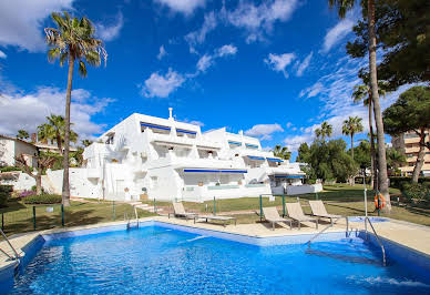 Apartment with terrace and pool 8