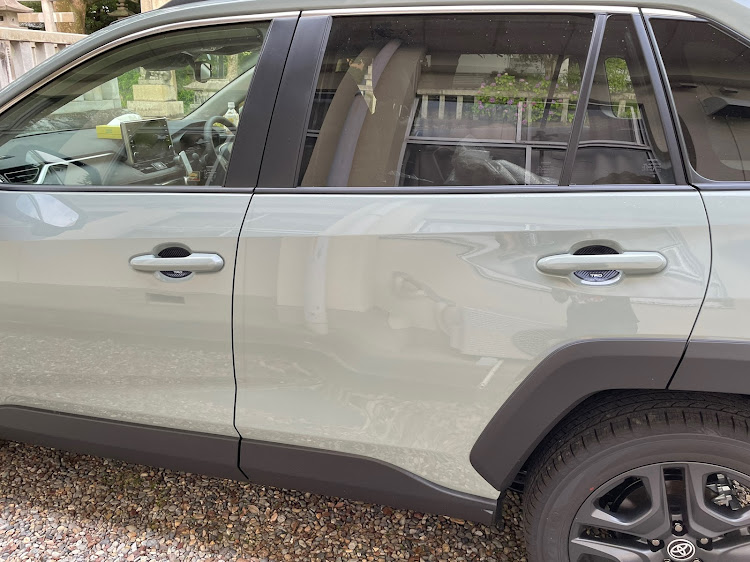 RAV4のRAV4に関するカスタム事例の投稿画像2枚目