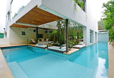 Apartment with terrace and pool 2