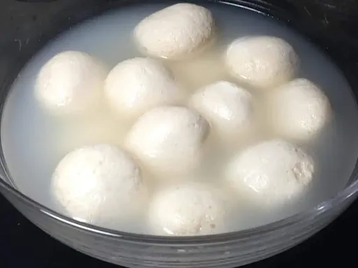 Soft Rasgulla [Regular, Small]