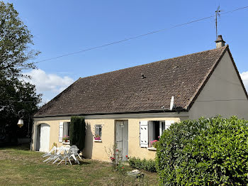 maison à Saint-Pierre-du-Mont (58)