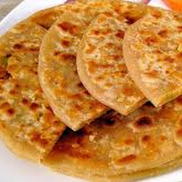 Mooli Parantha Plate