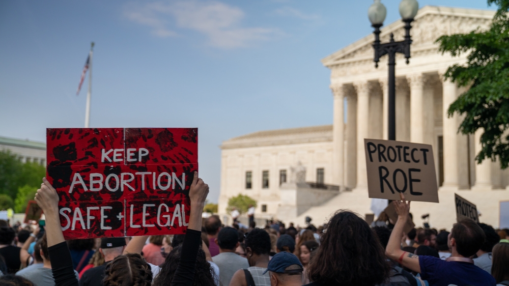 Multiple US States Submit Amicus Brief in Lawsuit Over Abortion Medication