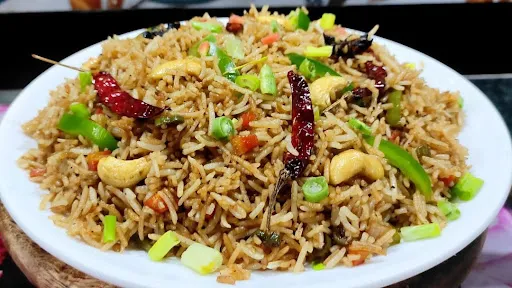 Non-Veg Hong Kong Fried Rice [Serves 1-2]