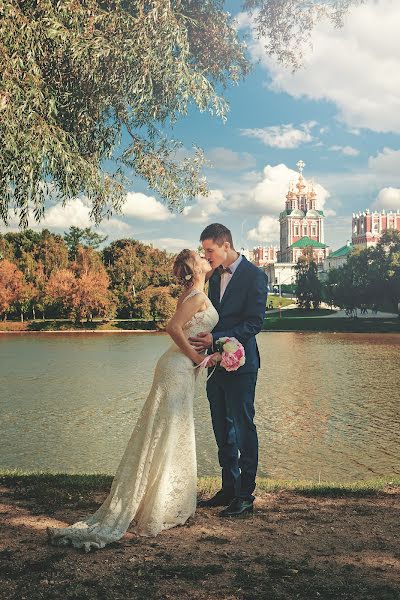 Wedding photographer Denis Kovalev (optimist). Photo of 7 October 2015