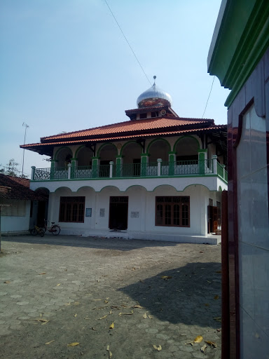 Masjid Pinggir Jalan