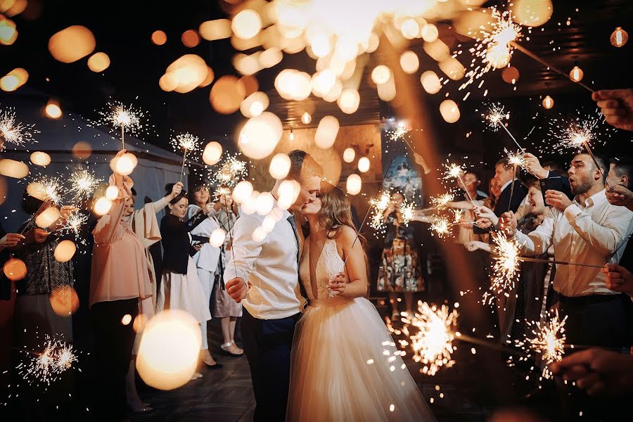 Fotógrafo de bodas Lyubov Konakova (lyubovkonakova). Foto del 30 de julio 2019