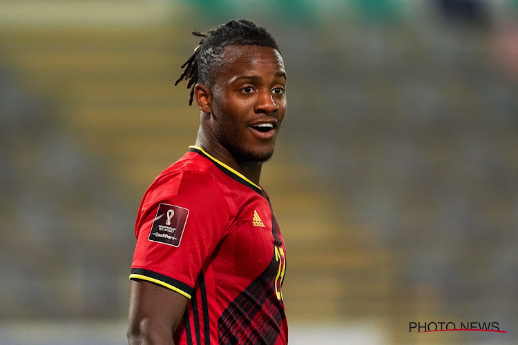 Belgische voetbalbond kan wel lachen met verspreking Batshuayi: "Dat zijn 50 push-ups op de eerste training, Michy!"