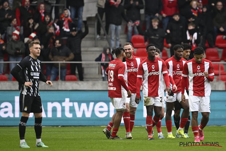 Totalement inexistant, Charleroi vit un enfer au Bosuil et se rapproche de la zone rouge