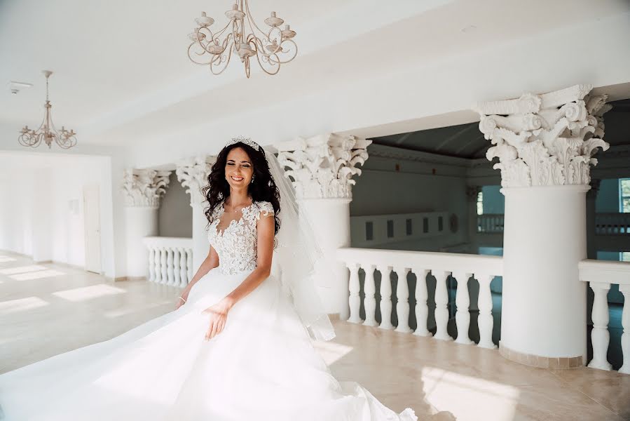 Wedding photographer Marina Yablonskaya (gata). Photo of 3 February 2018