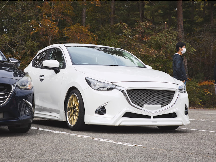 デミオの富士パーキングオフ・デミオ・CX-3・CX-5・CX-8に関するカスタム事例の投稿画像17枚目