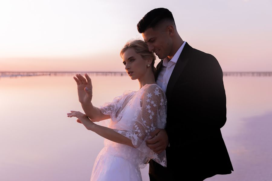 Fotógrafo de casamento Yuliya Kotelevskaya (kotelevskaya). Foto de 17 de fevereiro