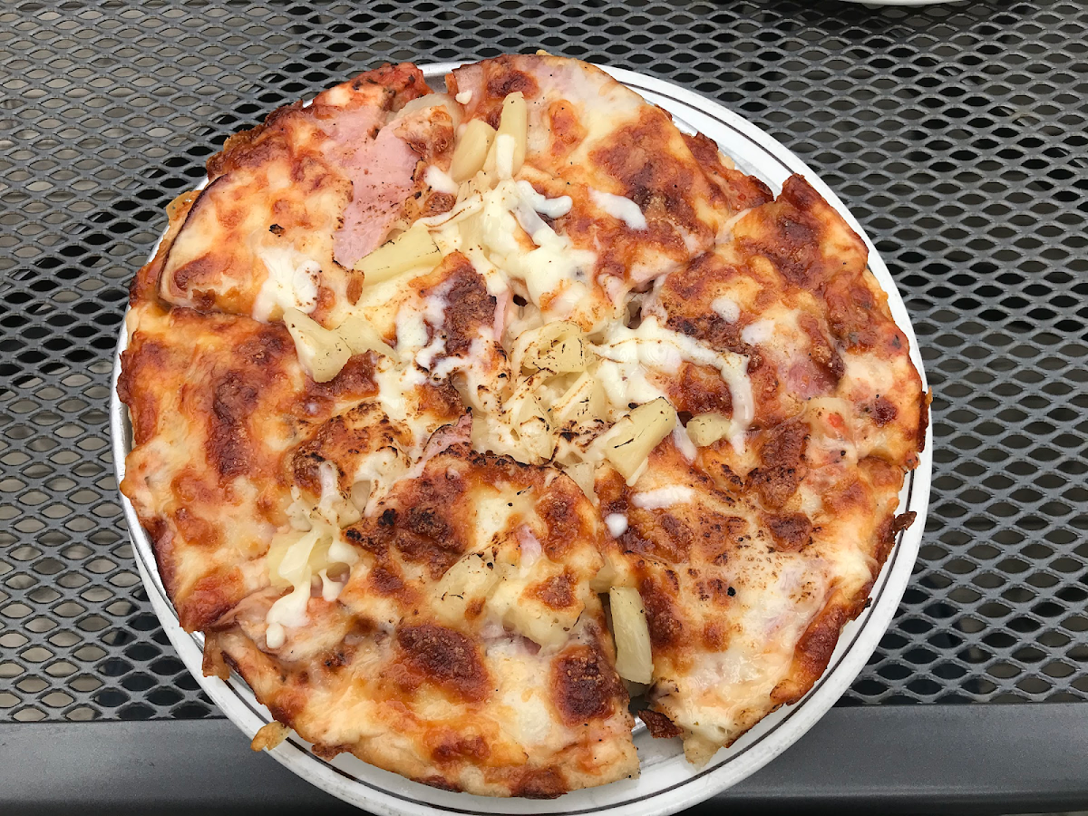 Ham and pineapple 8’’ pizza. Excellent