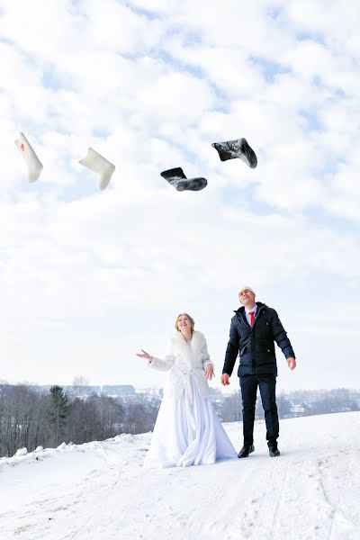 Fotógrafo de casamento Anastasiya Batina (nastenzya). Foto de 2 de março 2018