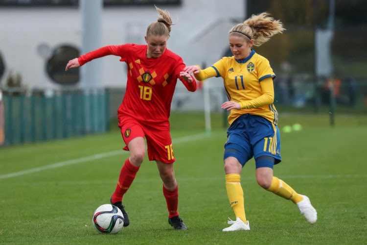 ? Beelden van de match tussen de jonge Red Flames en Zweden