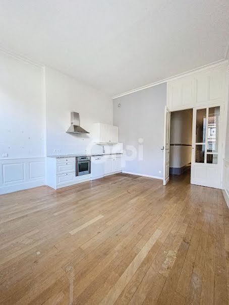 Location  appartement 2 pièces 115 m² à Neufchâteau (88300), 520 €