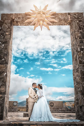 Wedding photographer Alejandro Moreira Gareca (alejandromoreira). Photo of 7 April 2023