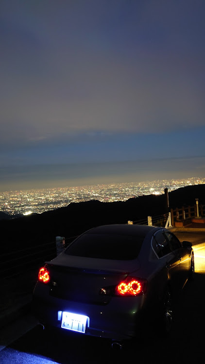 スカイラインのスカイライン・V36・六甲山・東六甲山展望台・夜景と愛車に関するカスタム事例の投稿画像1枚目