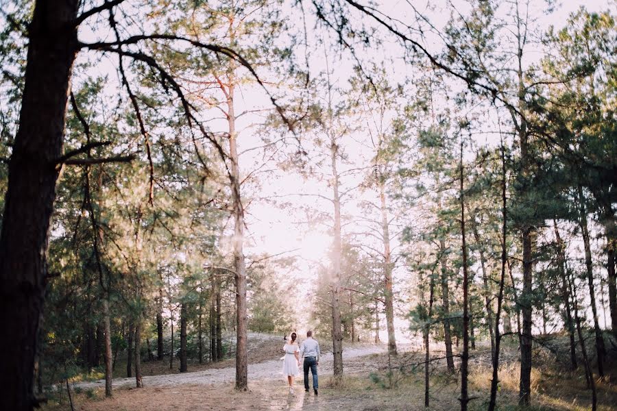 Hääkuvaaja Dubovaya Viktoriya (dubovaya). Kuva otettu 8. marraskuuta 2016