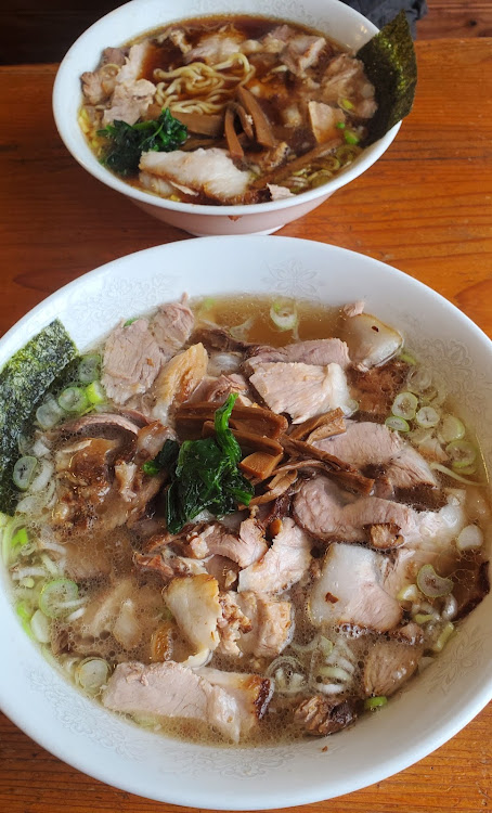 MPVの朝○ちは、ムフフな夢を見たから？・新潟５大ラーメン・あの有名ステッカー・夕陽を見ながら思う事・新潟の未来図に関するカスタム事例の投稿画像3枚目