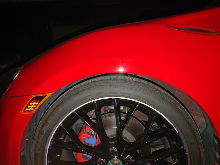 86の車高調整・ゼスティノ・車高調 BLITZ・レッドメモリー・エムズガレージに関するカスタム事例の投稿画像3枚目