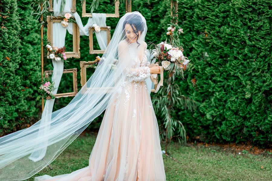 Fotografo di matrimoni Doru Buzea (buzea). Foto del 22 novembre 2019