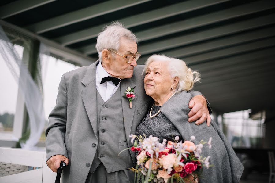 Wedding photographer Irina Frolova (irenlitvin). Photo of 11 December 2019