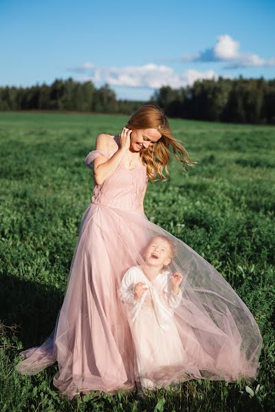 Fotógrafo de casamento Miroslav Kudrin (kremsoda). Foto de 11 de outubro 2016