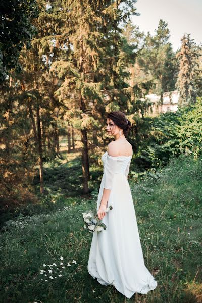 Fotógrafo de casamento Kristina Dudaeva (kristinadx). Foto de 5 de outubro 2017