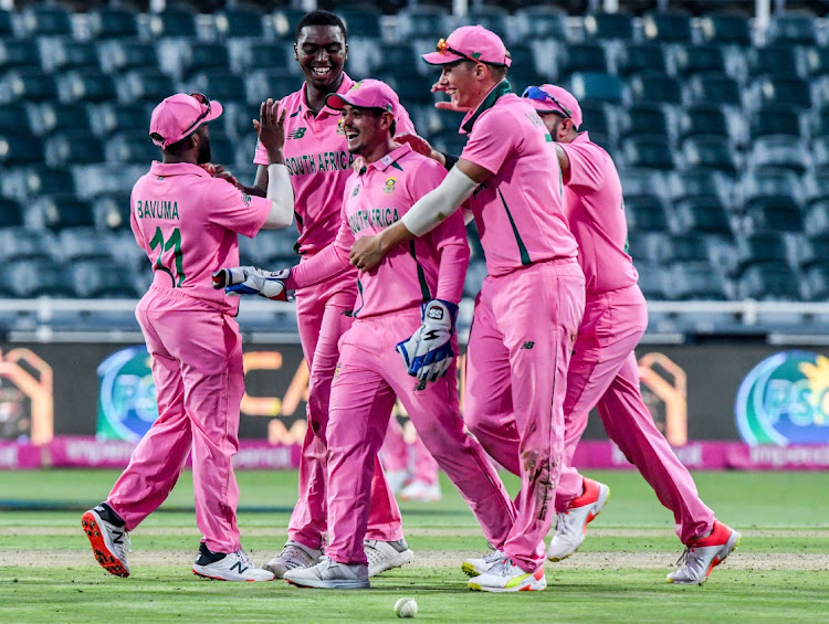 South African players celebrate the dismissal of Fakhar Zaman of Pakistan during the 2nd ODI match at the Wanderers Stadium on April 4, 2021 in Johannesburg