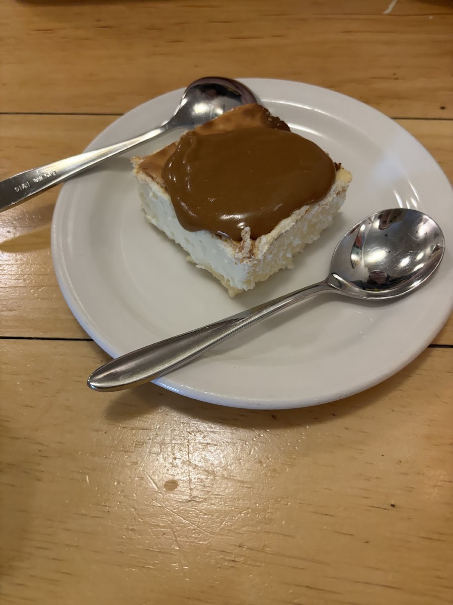 Dulce de leche cheesecake (no crumb base)