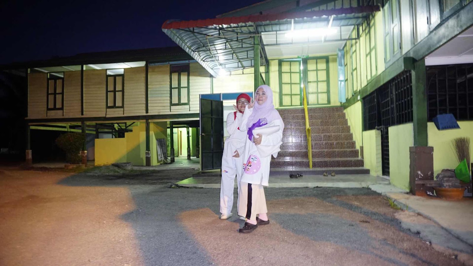 premium beautiful therapants puncak alam saujana utama ipoh perak sekinchan