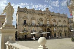 Palacio Beneventano del Bosco, Italia