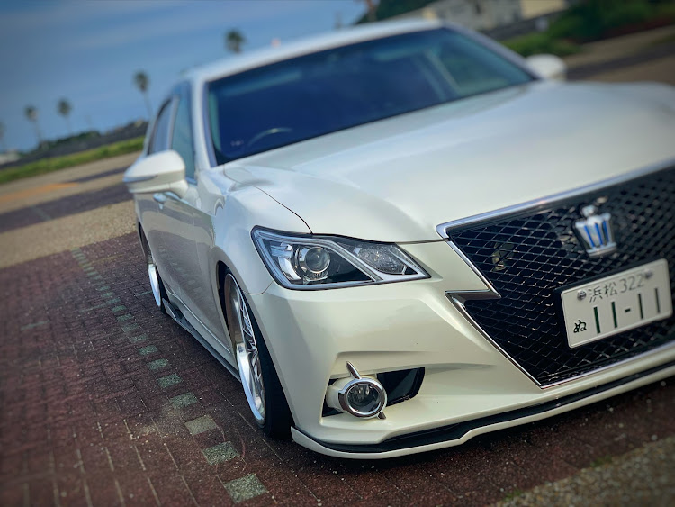 クラウンアスリートの目指せPickUpCars・workシュヴァートレグニッツ・平日休みは暇人に関するカスタム事例の投稿画像2枚目